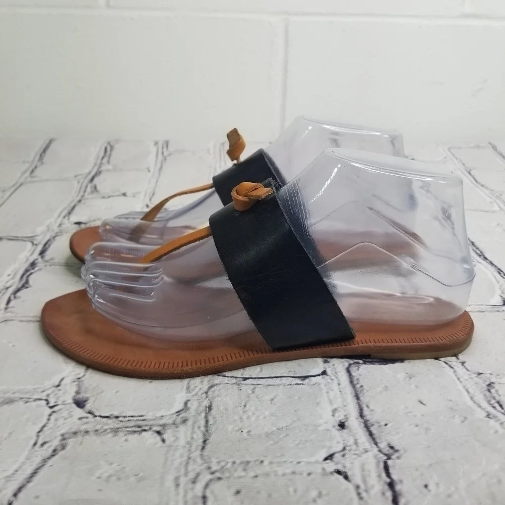 Joie a la plage Nice flat black tan leather thong sandals